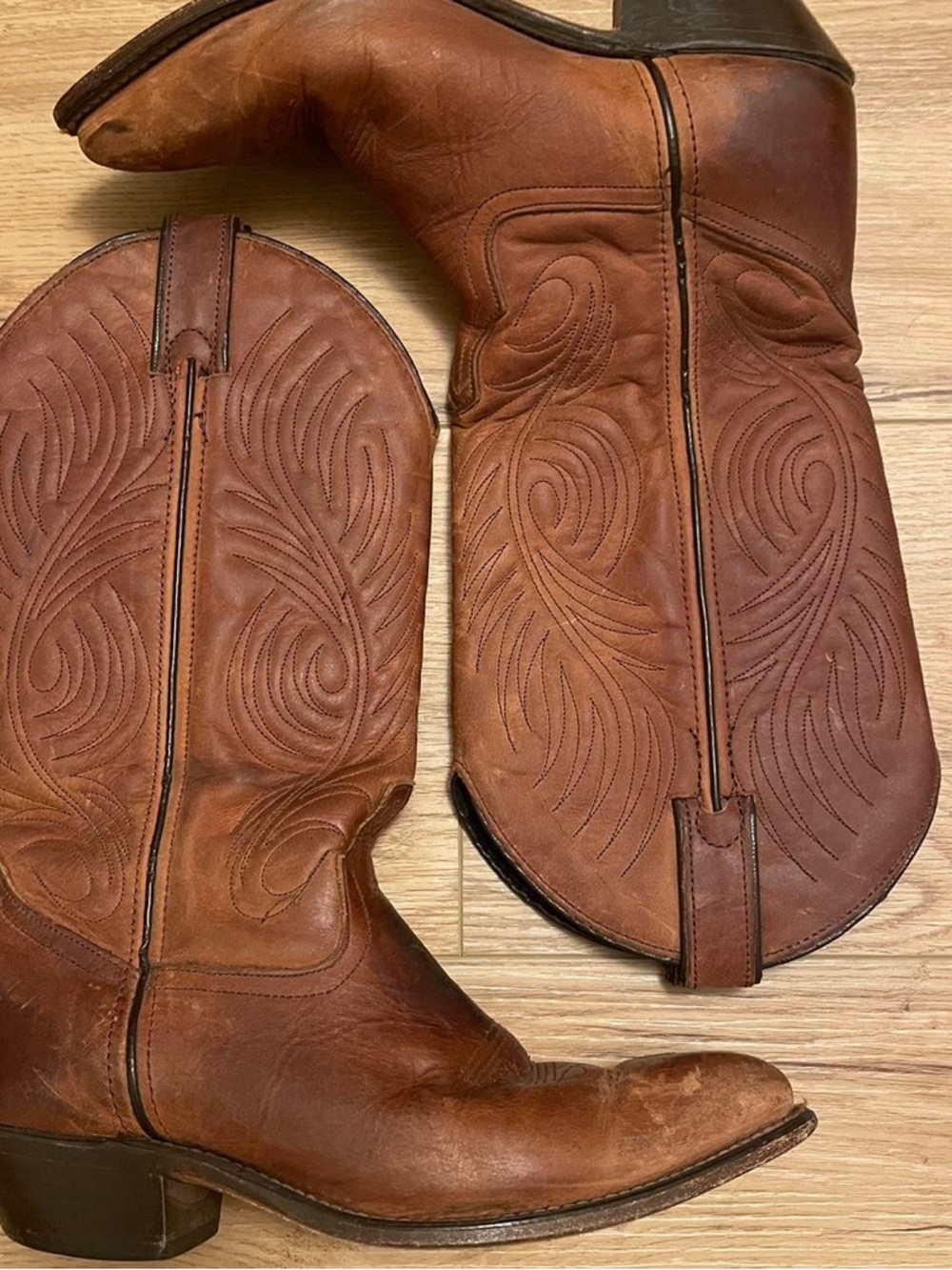 Brown Leather Western Cowboy Boots - Embroidered Shaft
